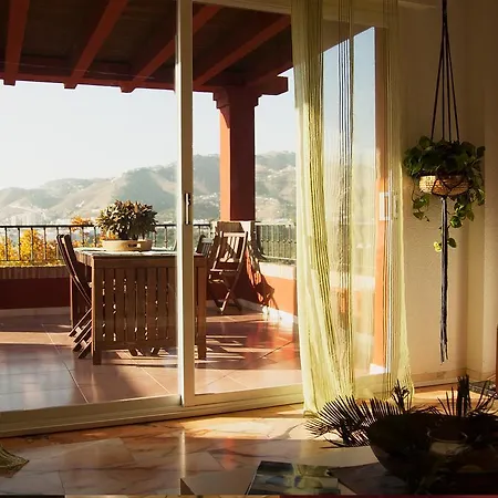 فندق مبيت وإفطار La Casa Roja Tropical Almuñécar