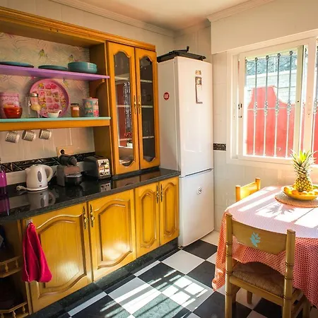 فندق مبيت وإفطار La Casa Roja Tropical *